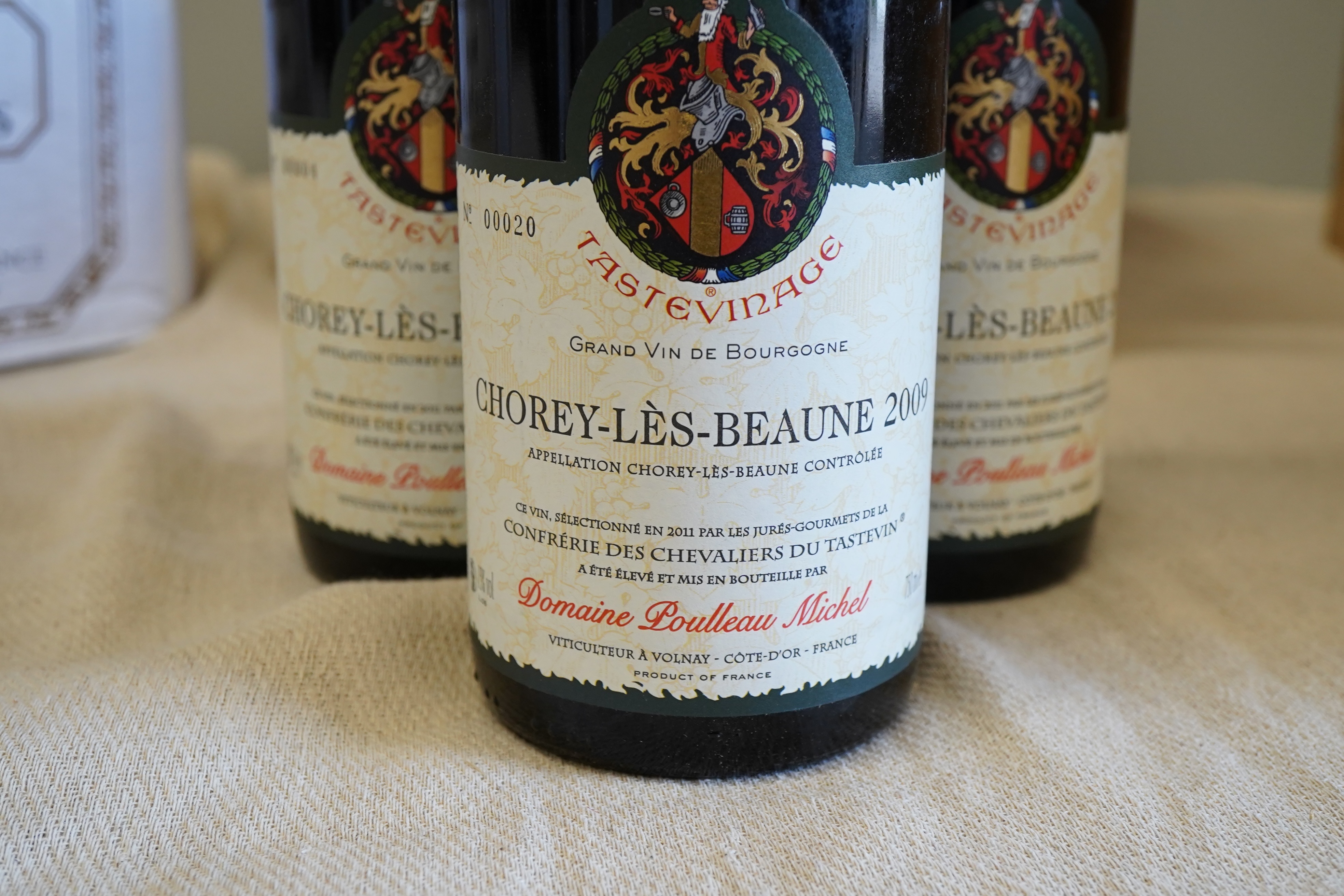 Domaine Poulleau Père et Fils, Chorey-lès-Beaune, 2009